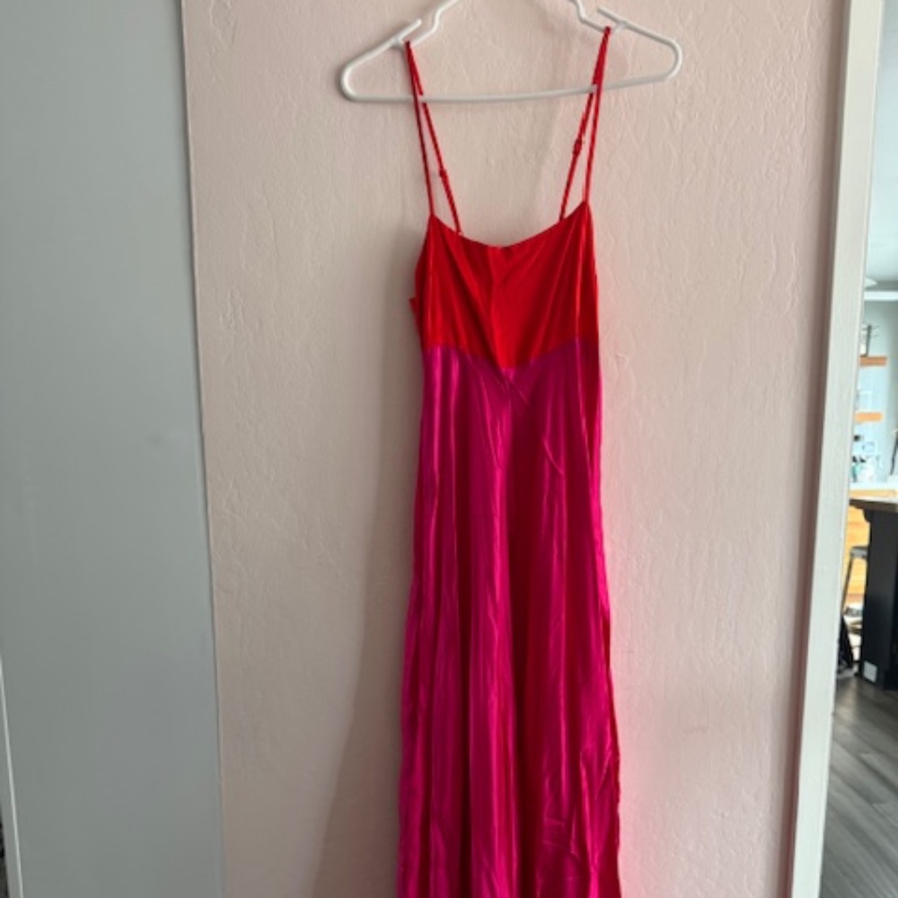 Red & Pink Olivaceous maxi dress. Size L